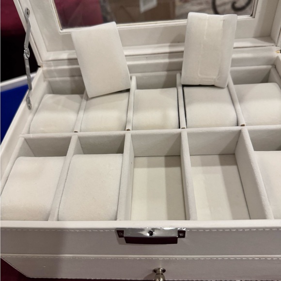 White Jewelry Organizer Box - Perfect for Watches + Bracelets - Picture 8 of 8